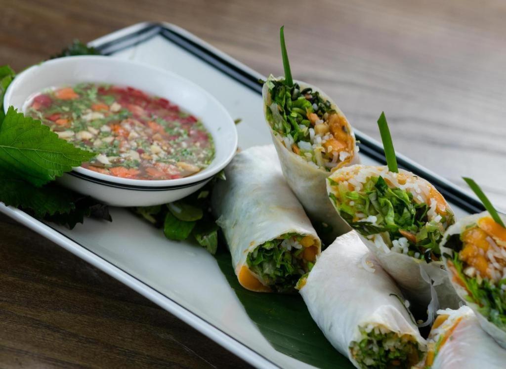 Noble & Swan Boutique Hotel Hanoi Bagian luar foto